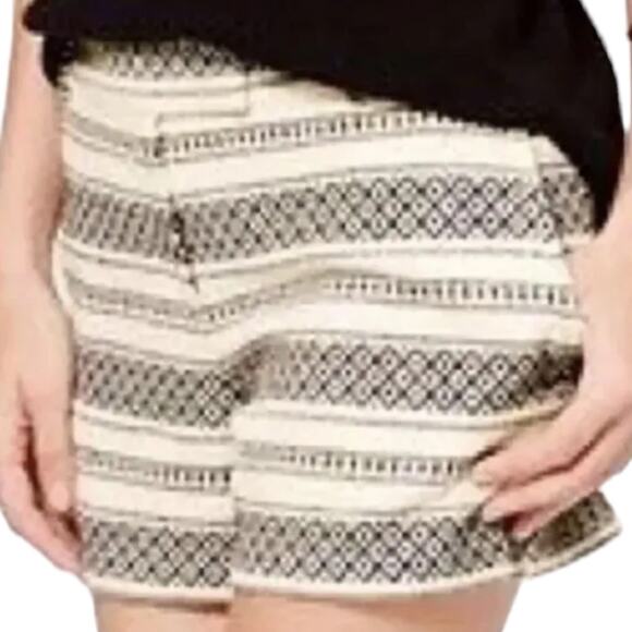 NWT LOFT The Riviera Short Black And Cream Shorts Mid Rise W/Pockets Size 10 - Picture 2 of 8